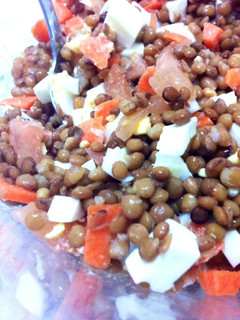 Una foto de Ensalada de lentejas fría fácil