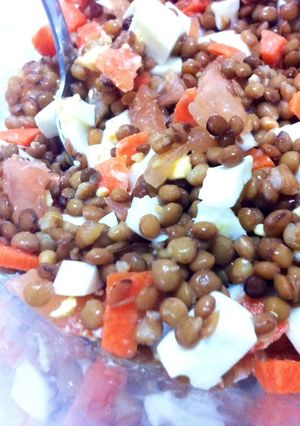 Una foto de Ensalada de lentejas fría fácil