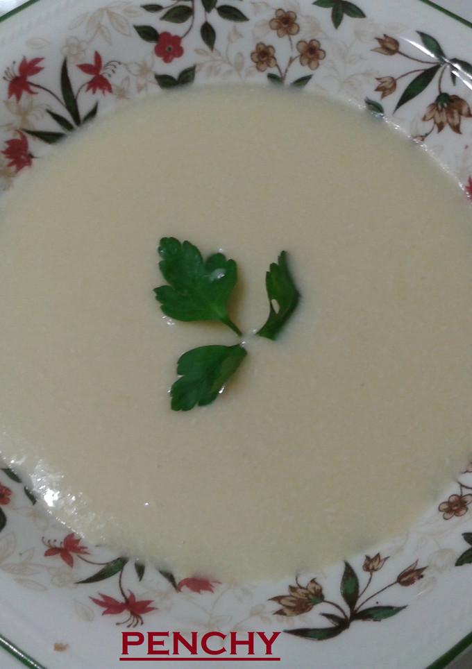 Una foto de Crema de verduras con pava
