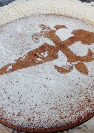 Una foto de Tarta de Santiago tradicional gallega