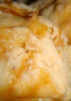 Una foto de Helado de banana con dulce de leche