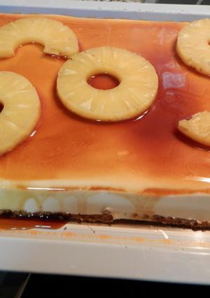 Una foto de Pastel de queso nata y piña