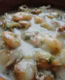 Zamburiñas y langostinos en salsa