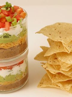 Una foto de "Dip" Mexicano de 6 capas