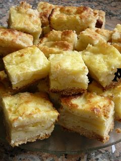 Una foto de Torta de manzana fácil y económica