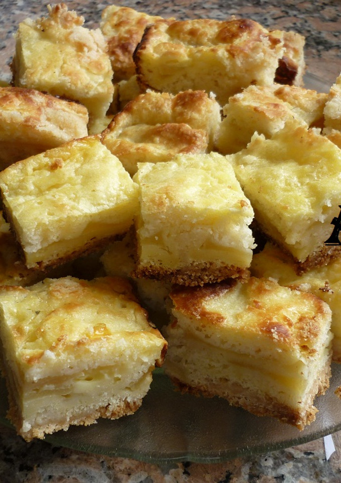 Una foto de Torta de manzana fácil y económica