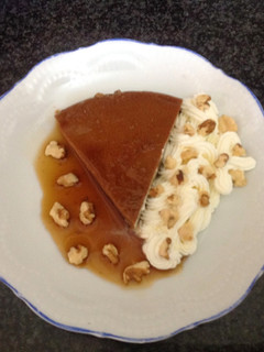 Una foto de Flan de café AMC
