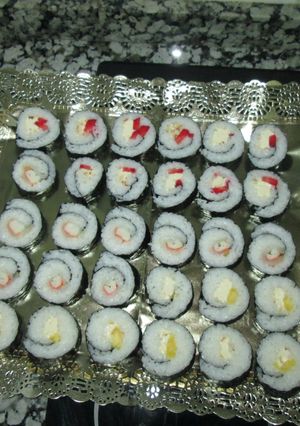 Una foto de Sushi casero