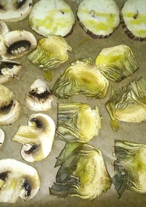 Una foto de Alcachofas y champiñón al horno