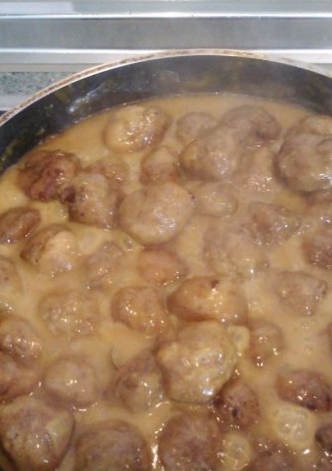 Una foto de Albóndigas en sobrehúsa