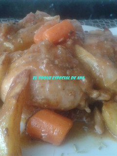 Una foto de Pollo rustido al cava