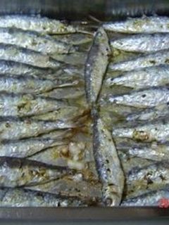Una foto de Sardinas a la casablanquina