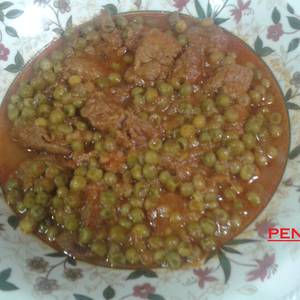 Ternera con guisantes al Montilla Moriles