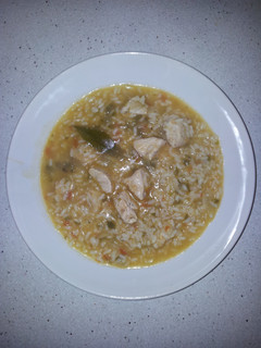 Una foto de Arroz con pavo en olla rápida