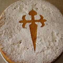 Una foto de Tarta de Santiago tradicional