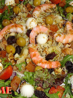 Una foto de Ensalada de pasta primaveral