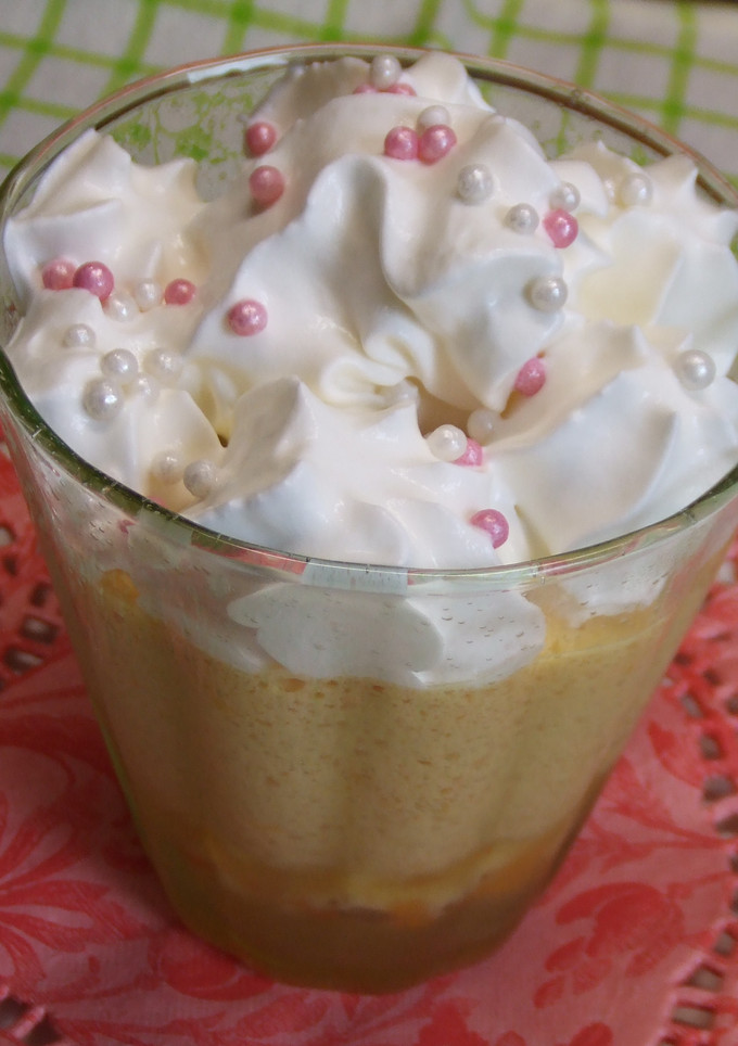 Una foto de Espuma de crema de vainilla con melocotones para dieta