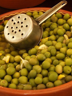 Una foto de Olivas en sosa