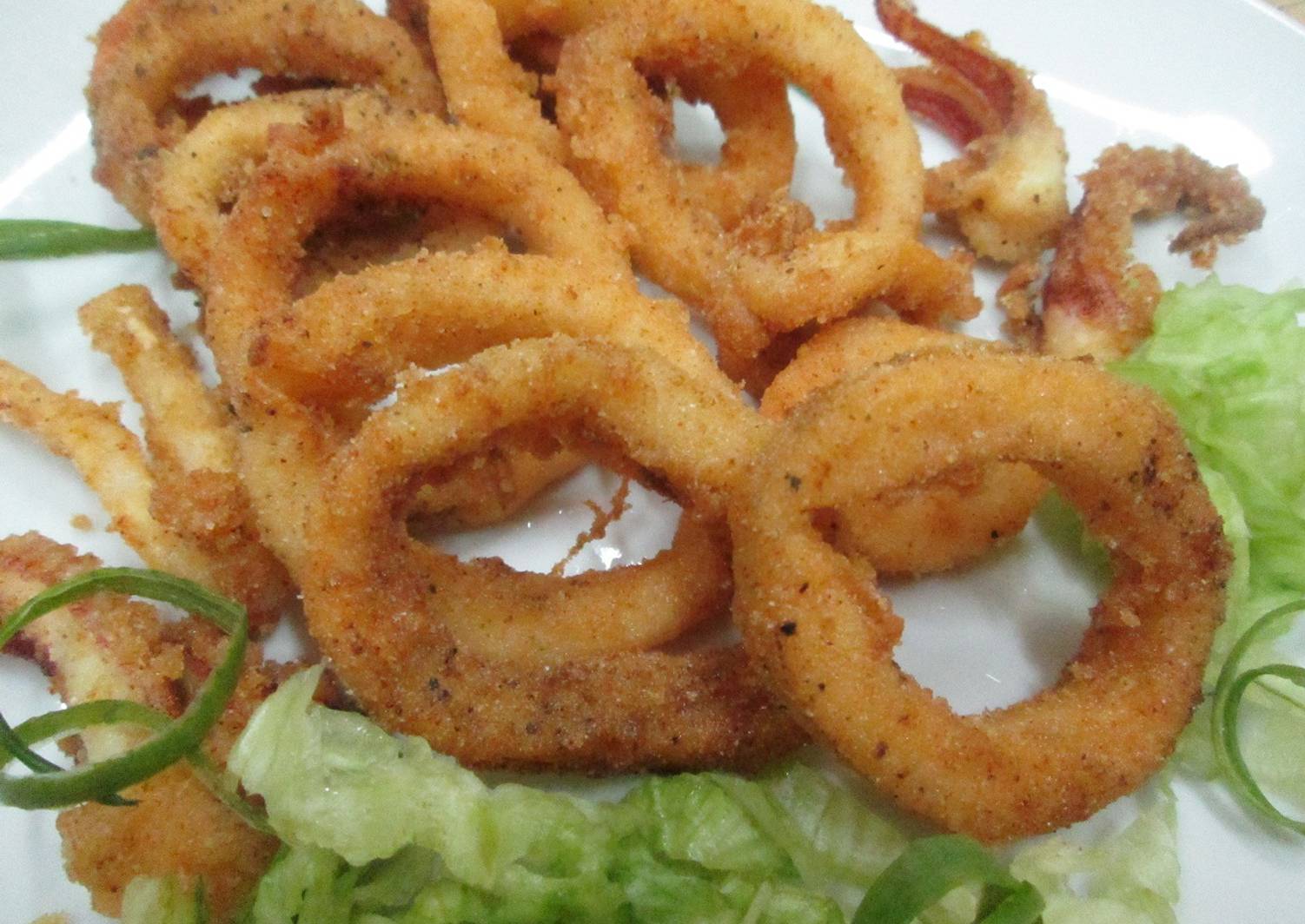 Calamares Rebozados En Harina De Maíz Blanco Y Pimentón Dulce Receta De ...