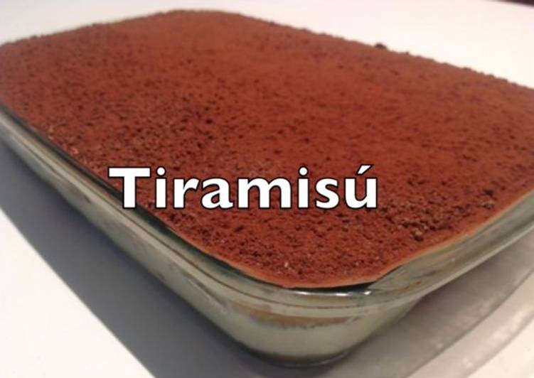 Clásico tiramisú