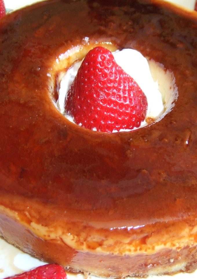 Una foto de Flan de pera con zumo de lima