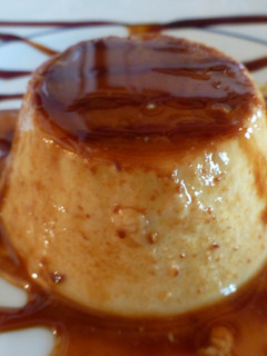 Foto principal de Flan cremoso de café con leche condensada