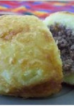 Una foto de Papas rellenas del Perú