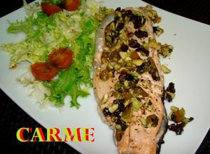 Una foto de Filete de trucha con frutos secos en papillotte
