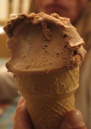 Una foto de Helado de dulce de leche granizado