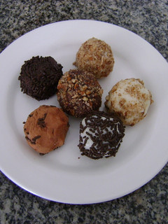 Una foto de Trufas de chocolate negro