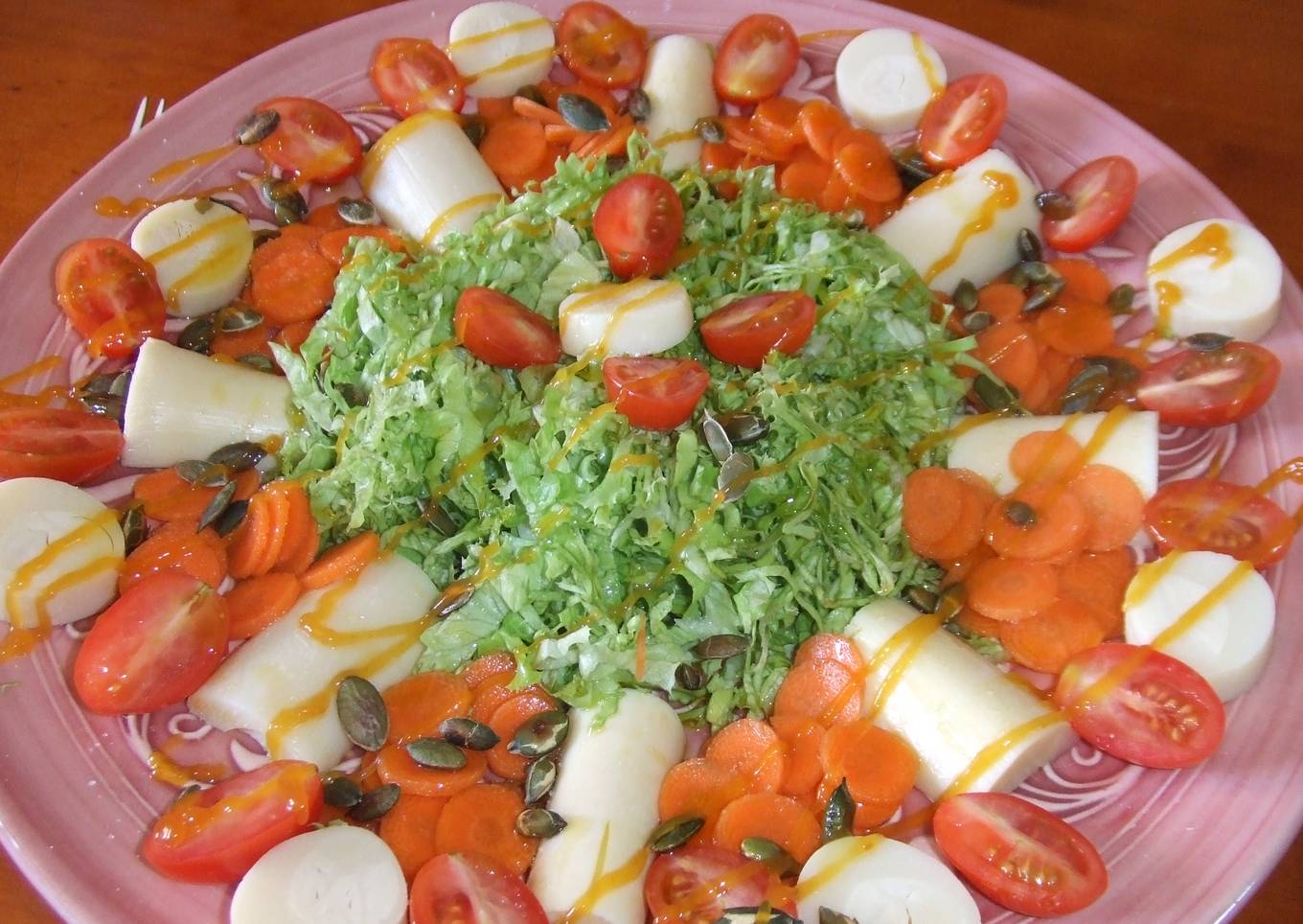 Ensalada de palmitos con salsa de mango<br />