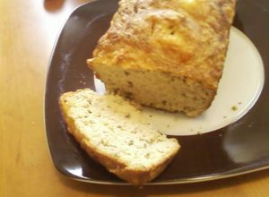 Una foto de Pan de hierbas y queso