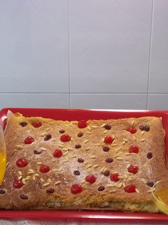 Una foto de Coca con cerezas