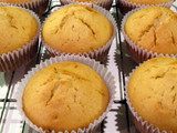 Magdalenas con aceite (Muffins, Cupcakes) rellenas de dulce de leche