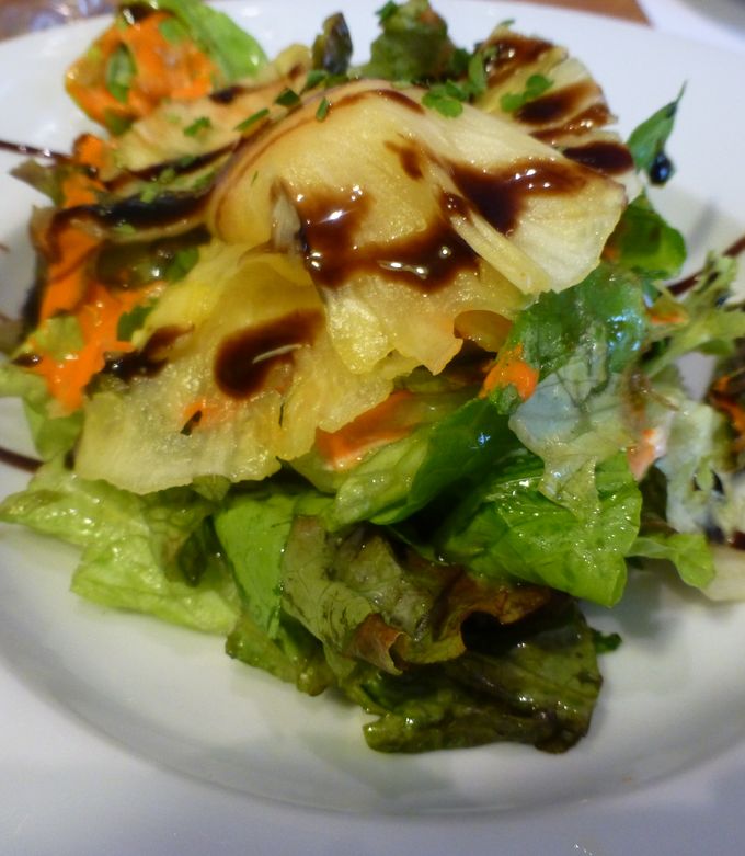 Foto principal de Ensalada de laminas de piña y langostinos