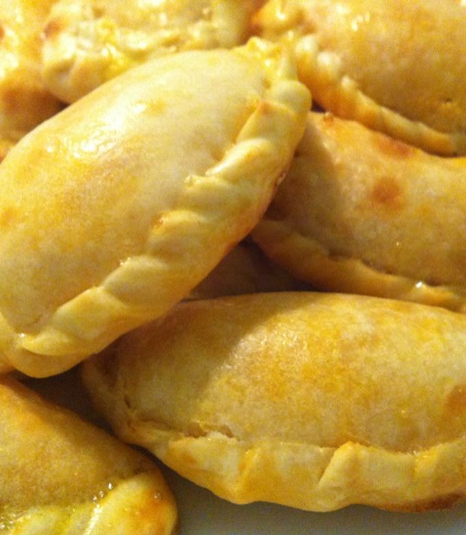 Foto principal de Empanadillas de atún, tomate y huevo