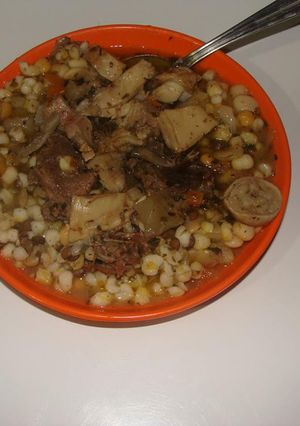 Una foto de Locro criollo pampeano