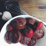 Muffins proteicos cambur y fresas