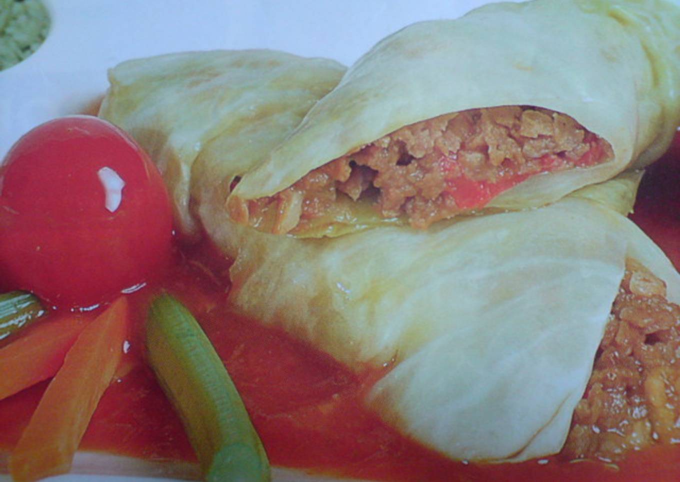 ROLLITOS DE REPOLLO CON CARNE