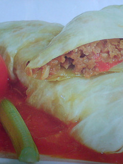 Una foto de ROLLITOS DE REPOLLO CON CARNE
