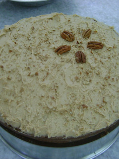 Una foto de Pastel de café y nuez