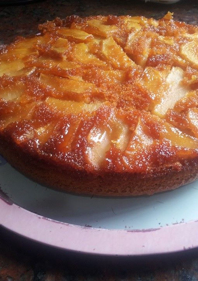 Una foto de Torta invertida de manzana