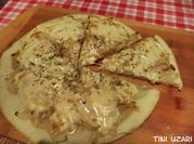 Una foto de fugazzeta pizza