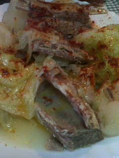 Una foto de Costillas de ternera con repollo