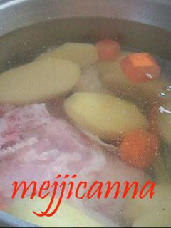 Una foto de Puchero Andaluz (Mejjicanna)