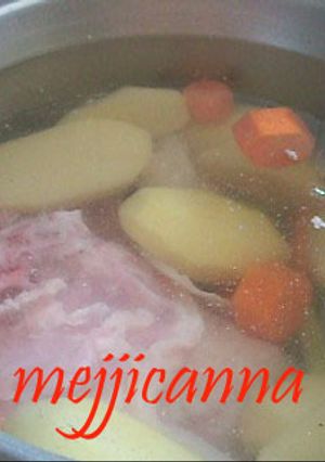 Una foto de Puchero Andaluz (Mejjicanna)