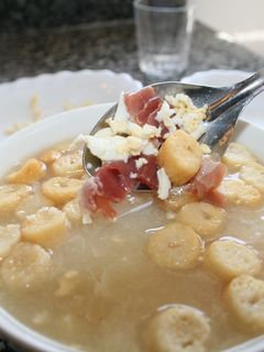 Una foto de Caldo de puchero sobrante