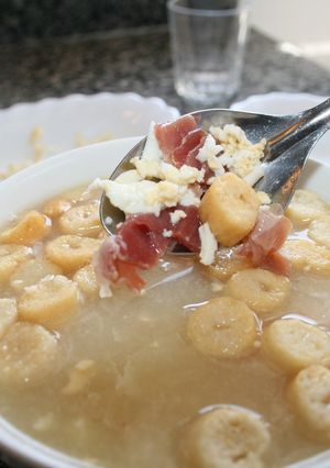 Una foto de Caldo de puchero sobrante