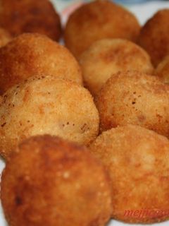 Una foto de Croquetas de puchero con carne de pollo y ternera