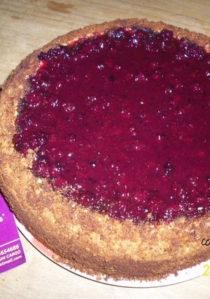 Una foto de Cheesecake con salsa de Zarzamora